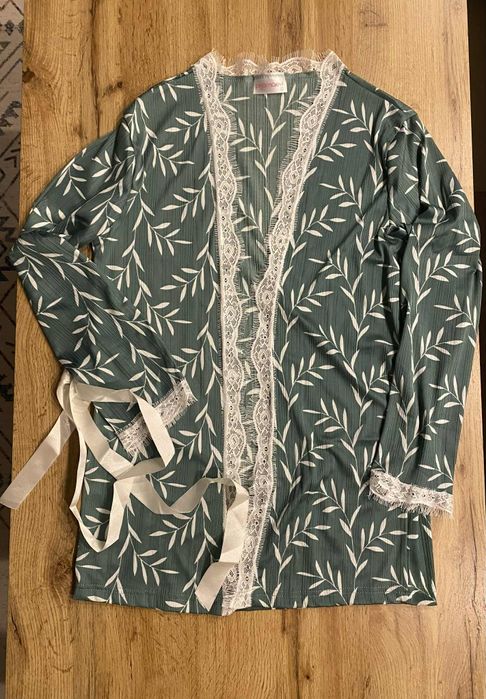 Vând pijama dama marimea S