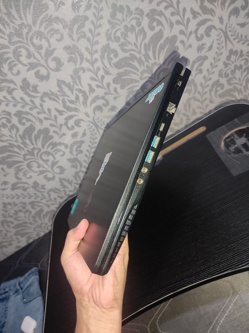 Noutbook MSI G63 Gaming Laptop
