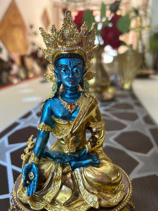 Statuetă cu Buddha al Medicinei+oglindă cu mantre/din metal/20cm.