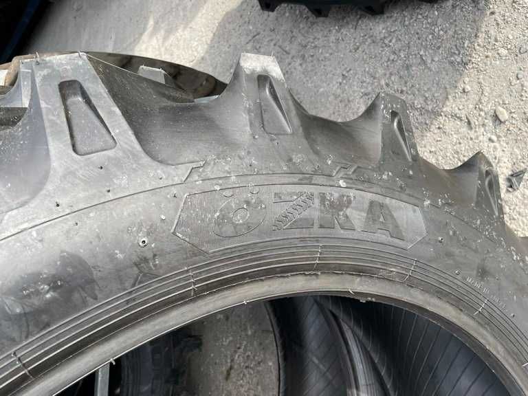 13.6-36 Anvelope noi agricole de tractor spate cu 8PR ozka