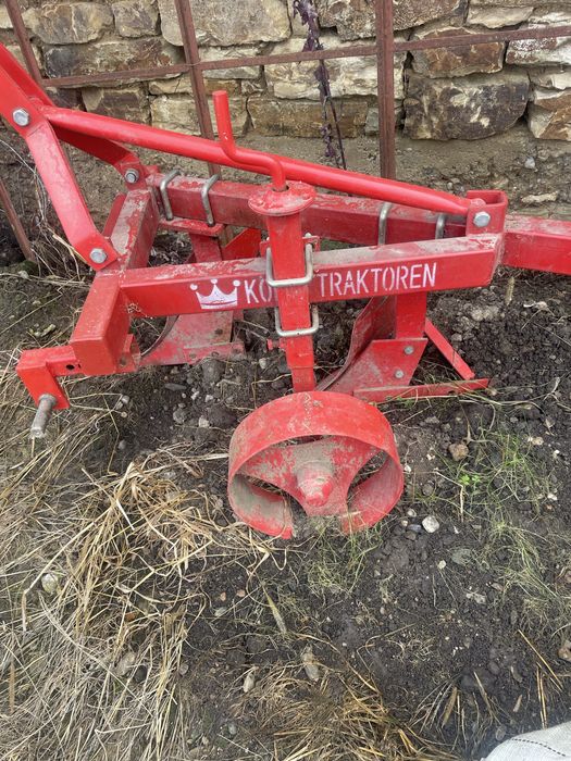 Vind plug cu doua brezde