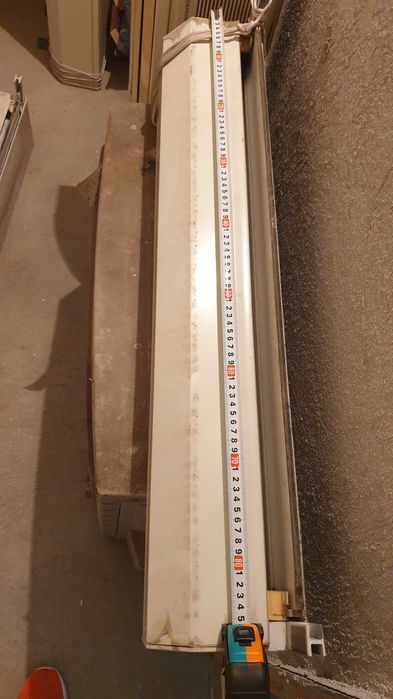 Външни алуминиеви ролетни щори - бели + водачите