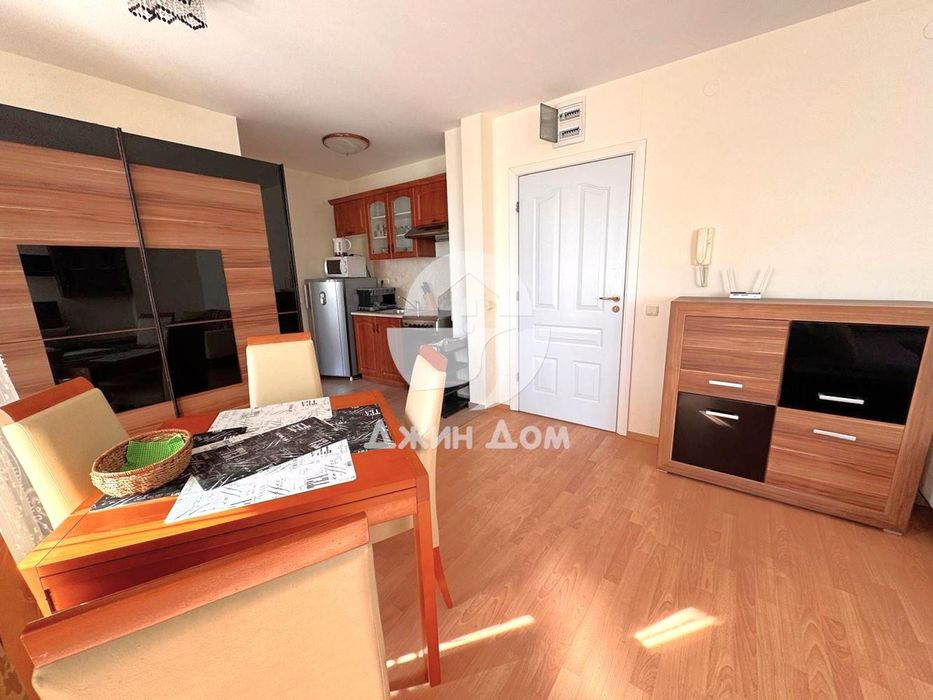Продава се Двустаен апартамент в к.к. Слънчев бряг - 57 кв.м за 1158 €/кв.м - Снимка #2