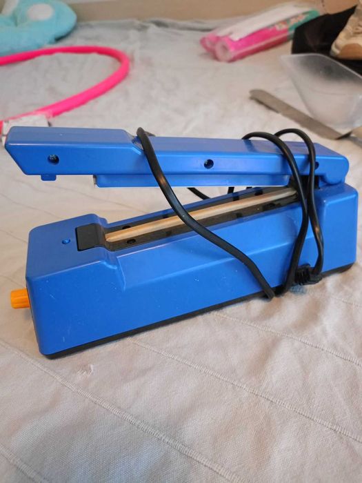 Машинка за Вакуумиране - уред за вакуумиране