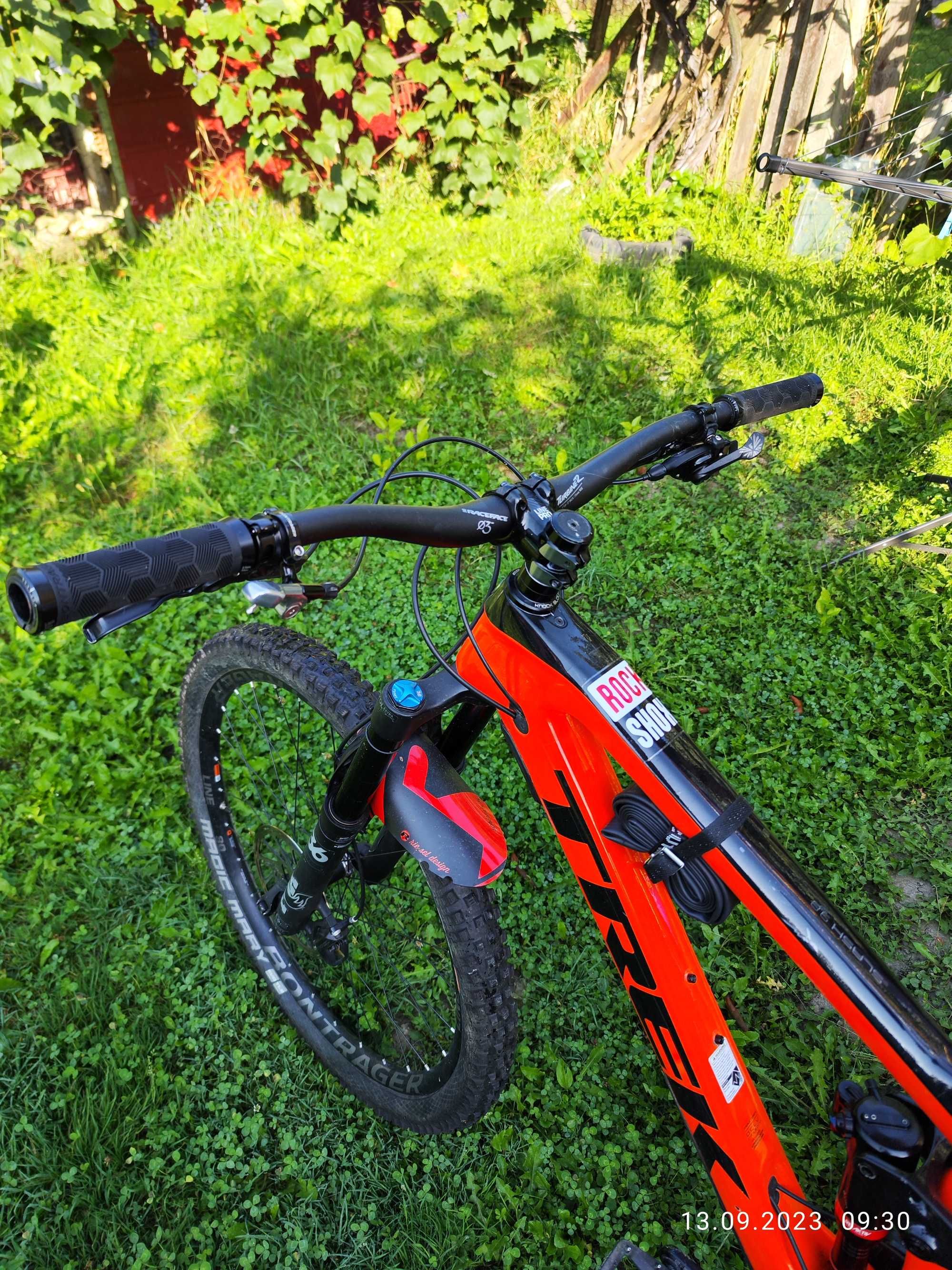 Trek Slash 9.8 Carbon