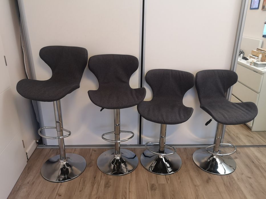 4 броя Бар столове с ергономична седалка и тапицерия