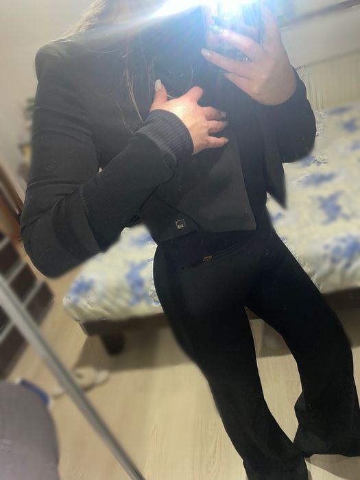 Vând Compleu Elegant BSB!!