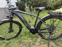 Bicicleta electrica CUBE Reaction