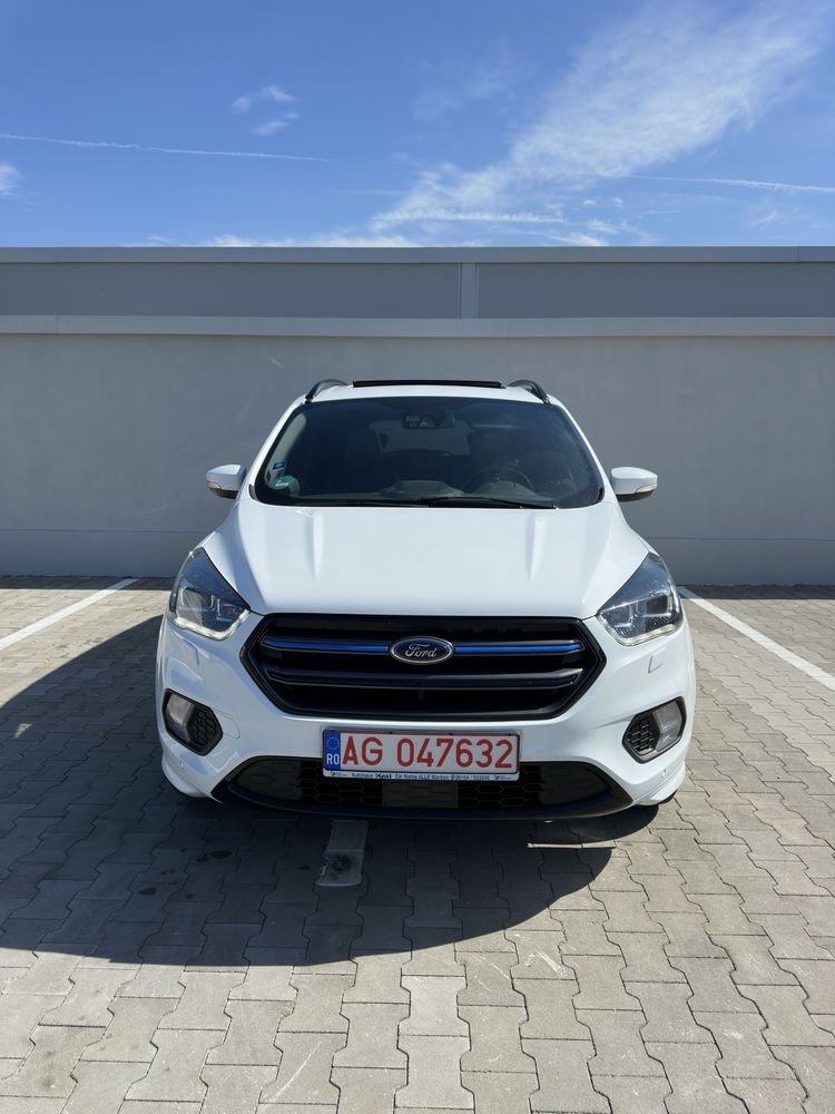 Ford Kuga ST Line 180 cai*panorama*alcantara*led*camera*keyless