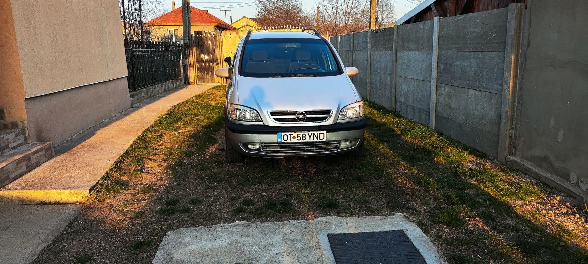 Opel Zafira A 2002