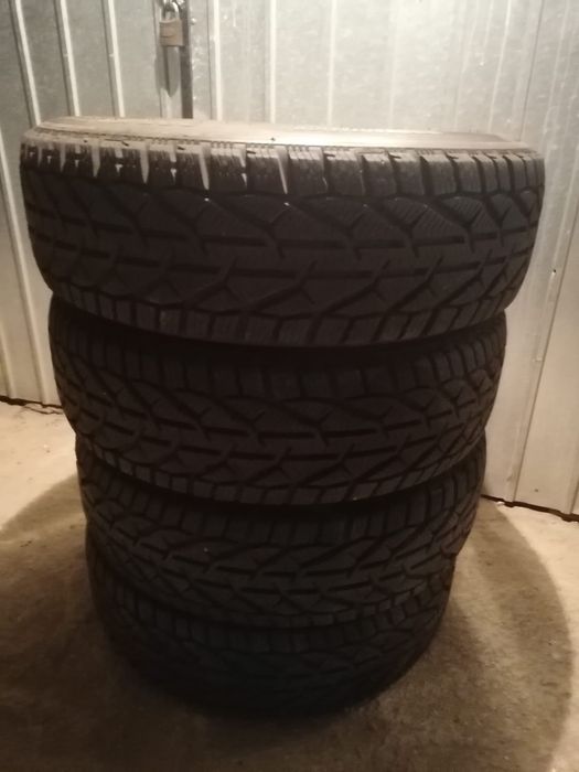 Janta rezerva Audi + 4 anvelope de iarna rulate un sezon