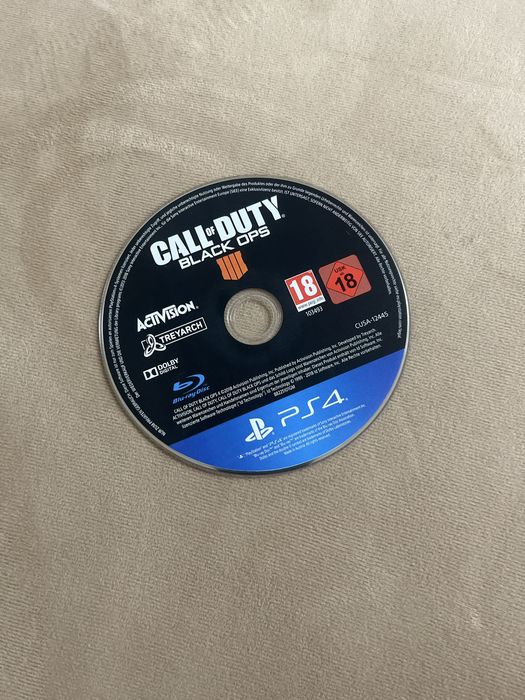 Vand jocuri ps 4 mai multe detali in pv