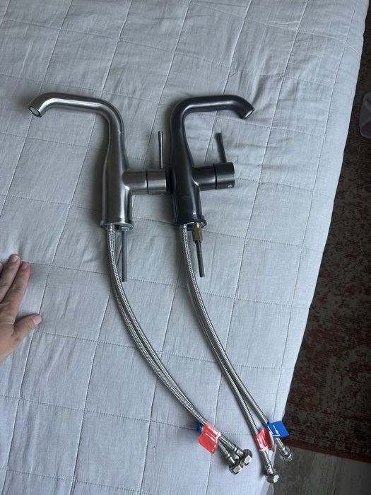 2 baterii grohe essence 2346 noi