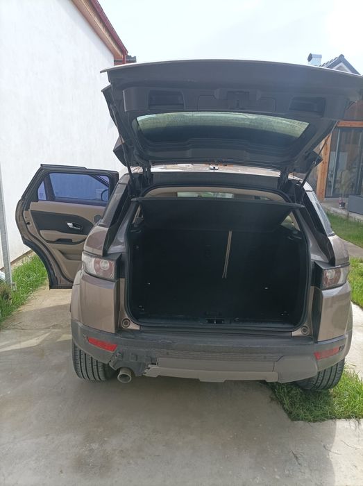 Vând ranger rover evoque