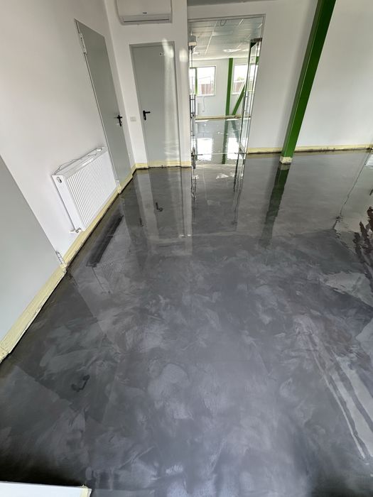 Executam pardoseli din rasina epoxidica - Calitate premium!