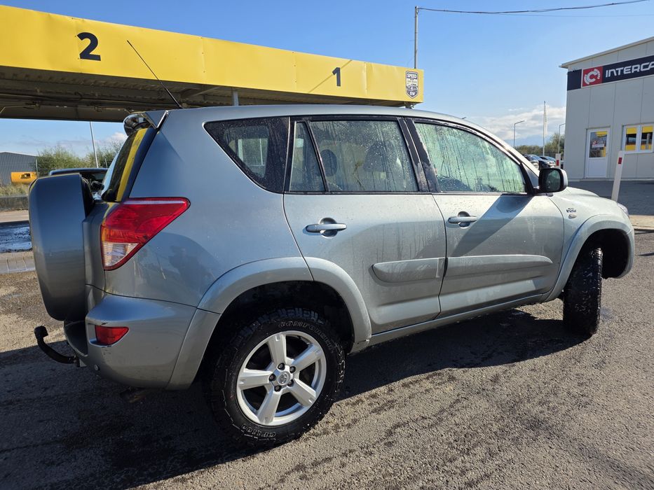 Toyota Rav 4 AWD kit înălțare 4x4 stare excelenta schib duster samurai