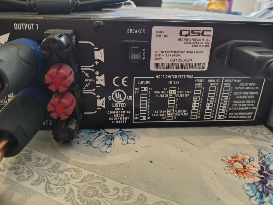 Amplificator stație Profesionala QSC