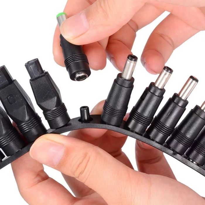 Incarcator universal laptop 12V-24V 120W, alimentare priza,10 conector
