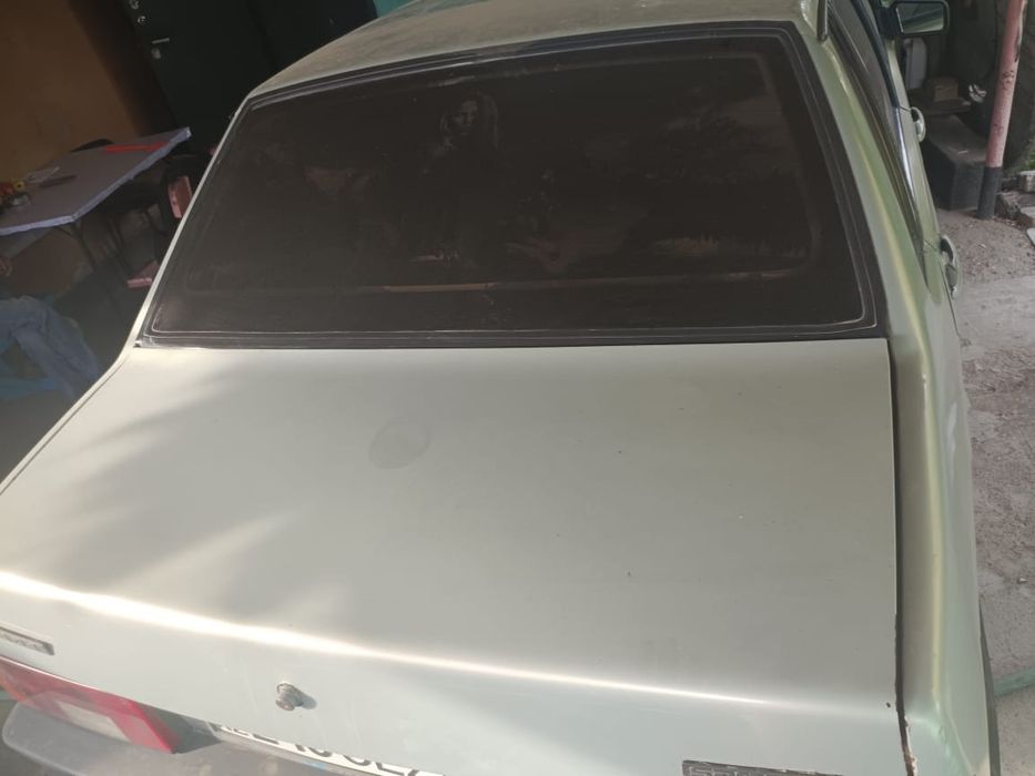 Продаю LADA 99  в среднем состоянии