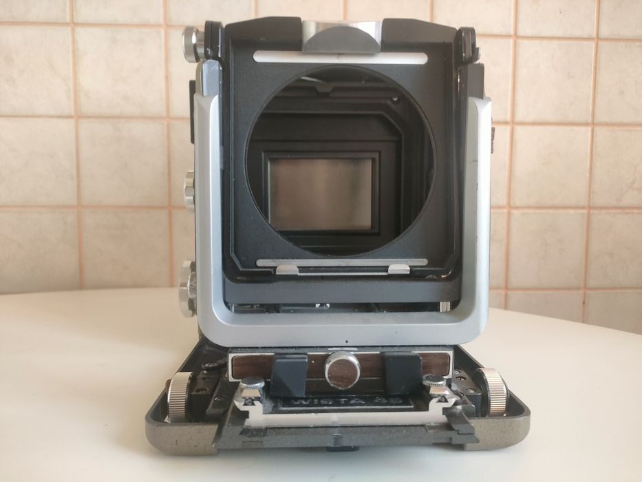 Wista 45D field camera metal 6x9