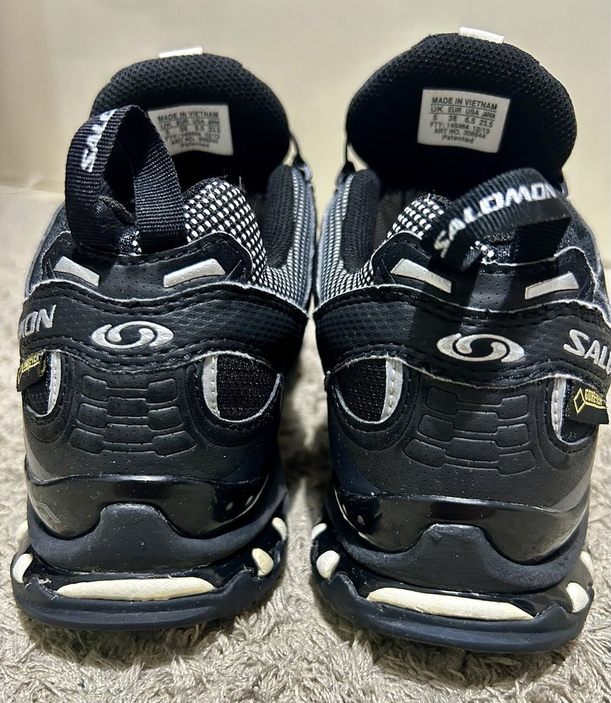 Туристически обувки за момче Salomon GORE-TEX!