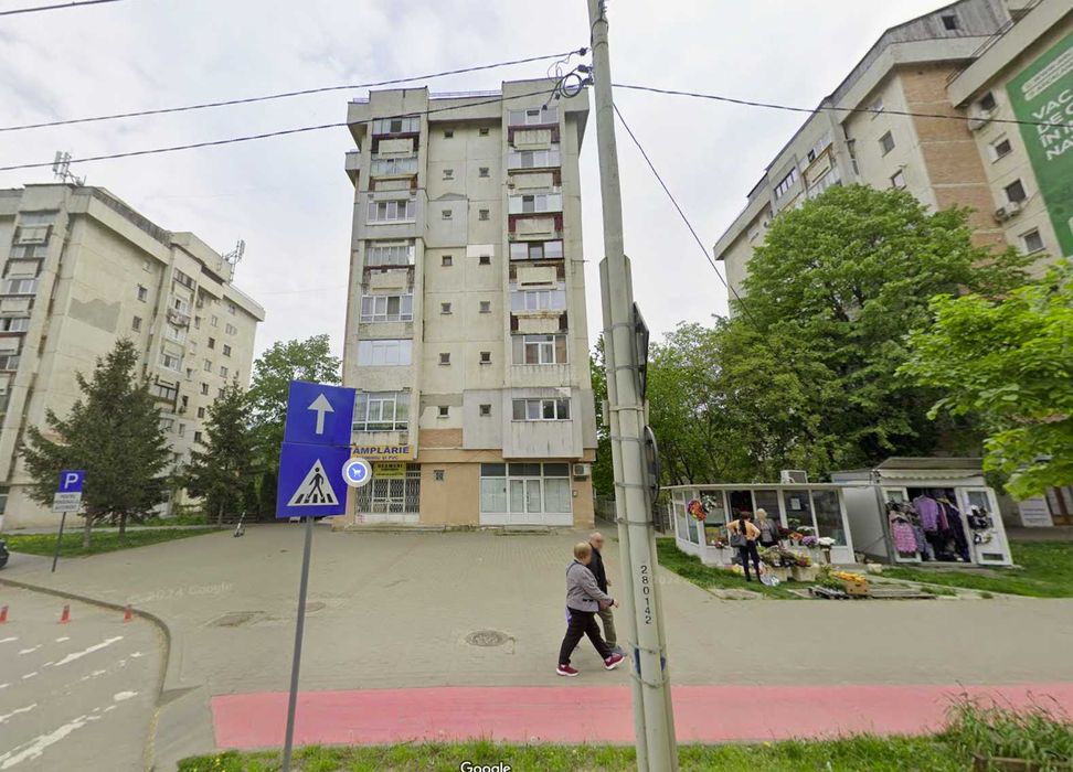 Vand apartament 5 camere -zona CUG-sectia 6