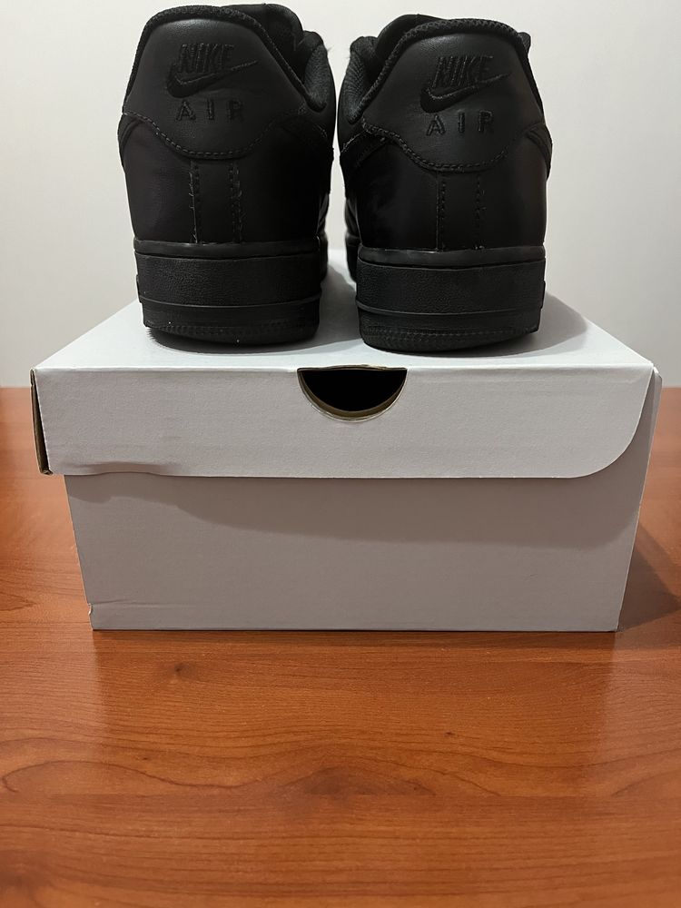 Nike Air Force 1 '07 Men's Shoes