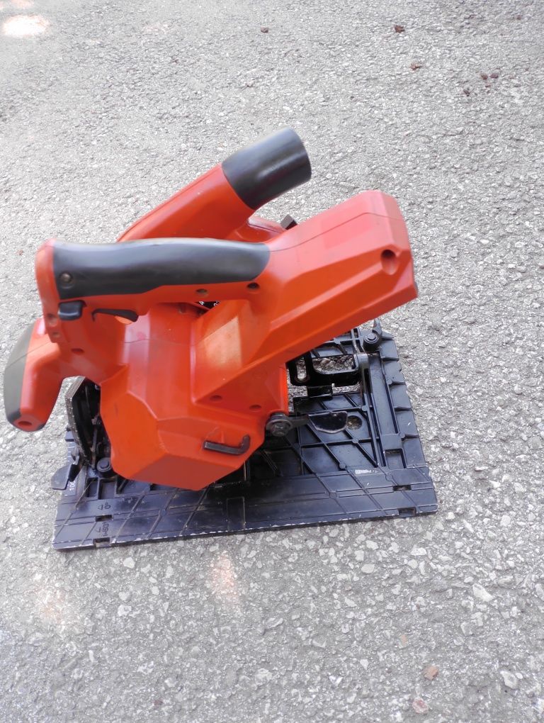 Акумулаторен циркуляр Hilti SC 30WR-22Nuron