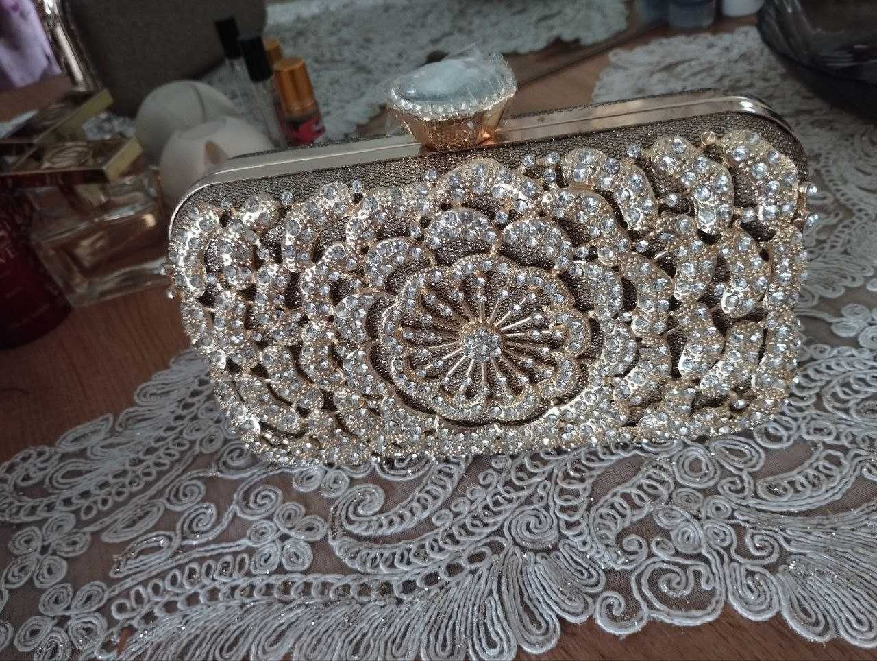 Yuvelir narxini kelishamiz
