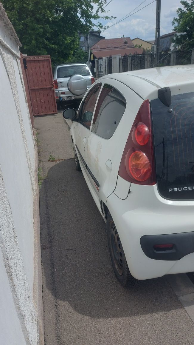 Peugeot 107 , an 2015