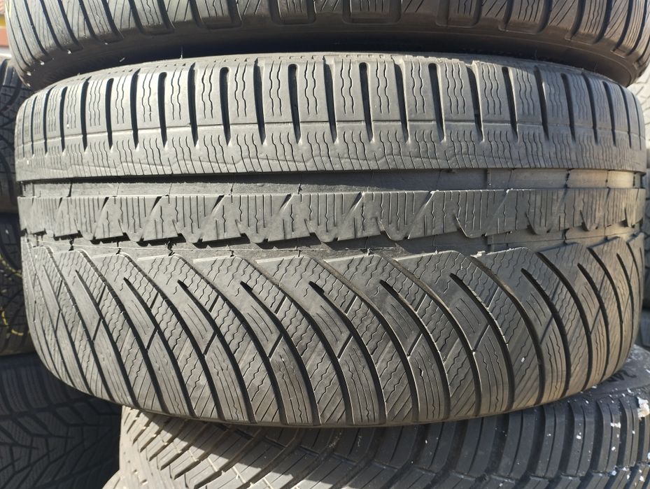 2 buc 255 35 19 .96V Michelin iarnă dot 2020