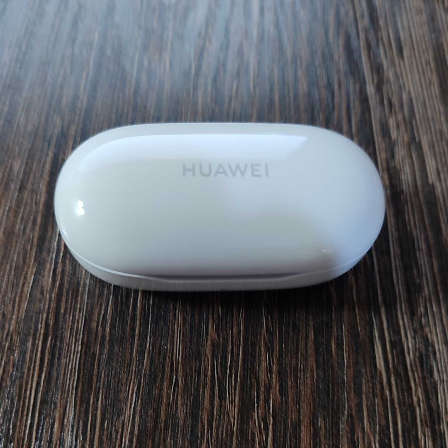 Беспроводные наушники Huawei FreeBuds SE