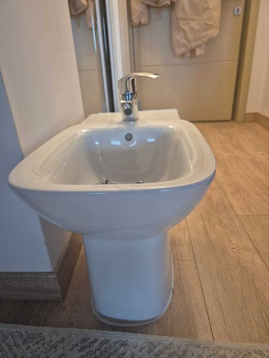 Set Bideu cu baterie GROHE