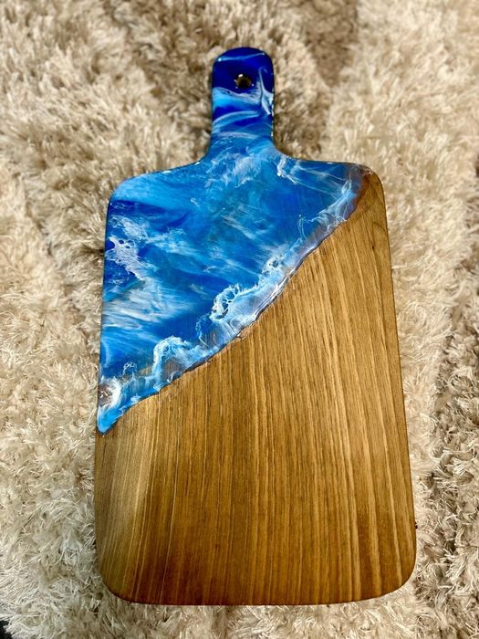 Tocătoare din lemn și rășină eposidrica