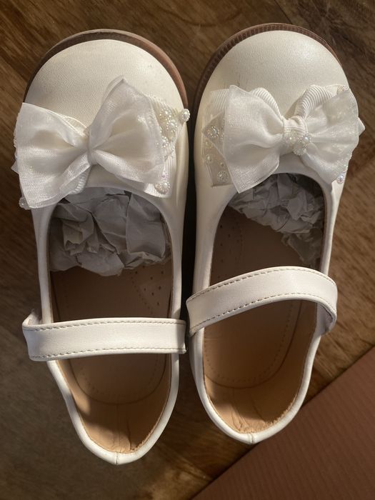Белые туфельки 29 рр и 22 рр