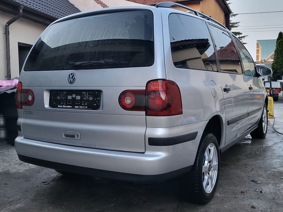 Sharan Anul 2010 1.9 tdi 116cp 7 locuri Clima funcțional Jante alum