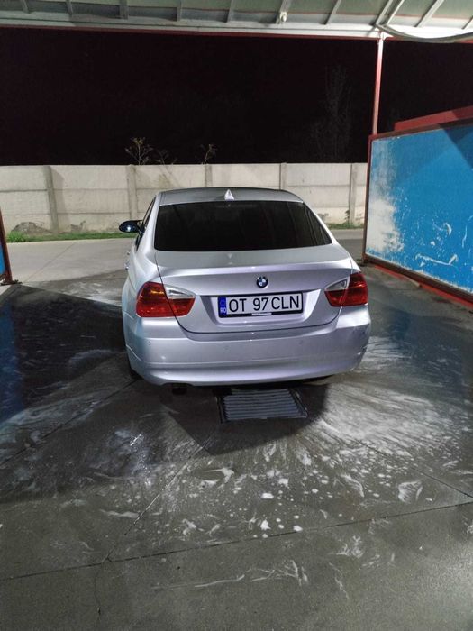 Bmw 2007,2.0 benzina,143cp,manuală