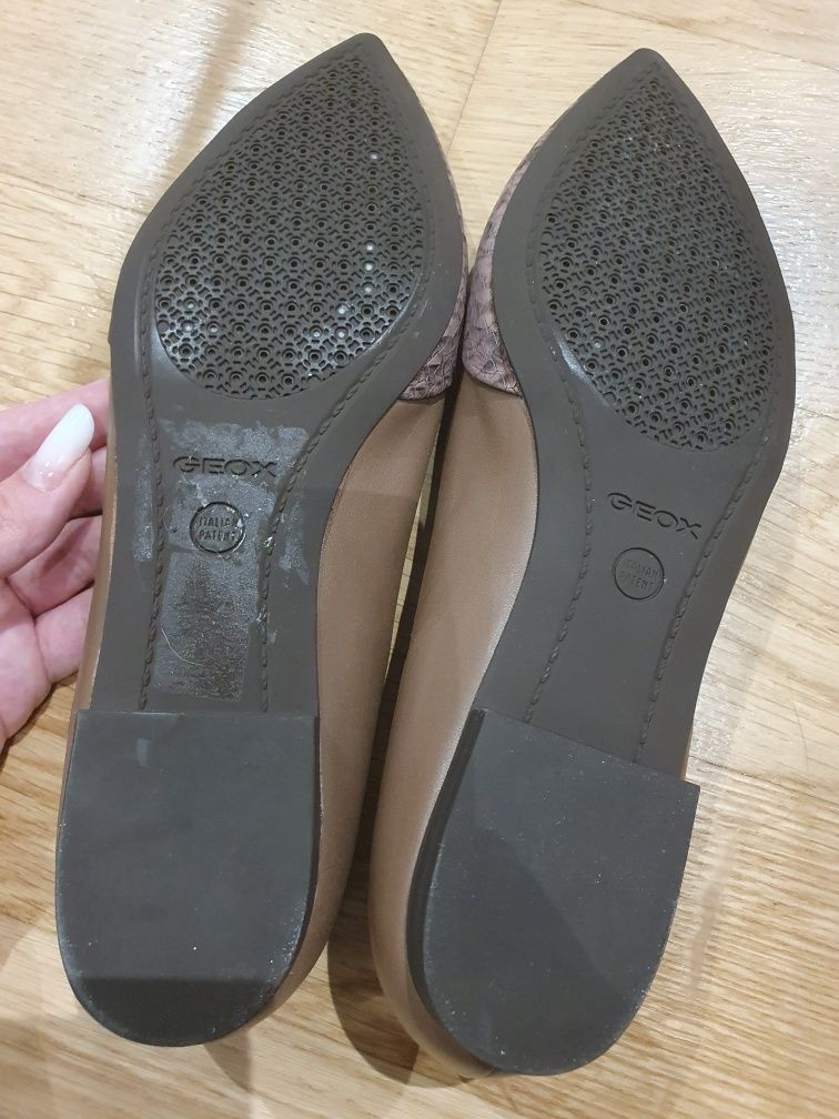 Balerini Geox noi, marime 37, piele