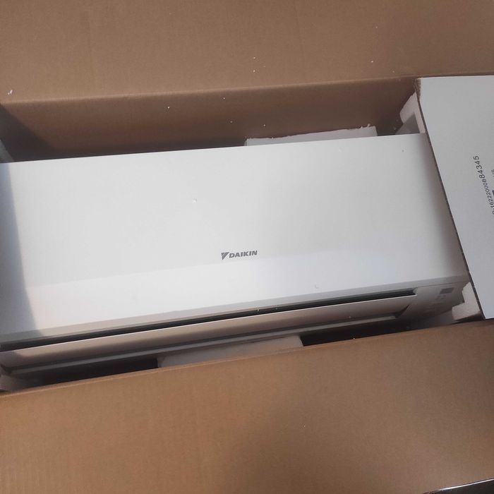 Aer condiționat daikin 12000 btu, garanție 3 ani,nu rasp la mesaj