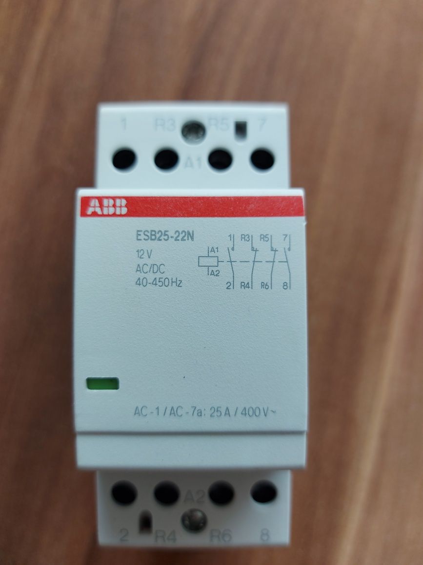 Contactor ATS Abb Esb24 25-22 automatizari fotovoltaice etc