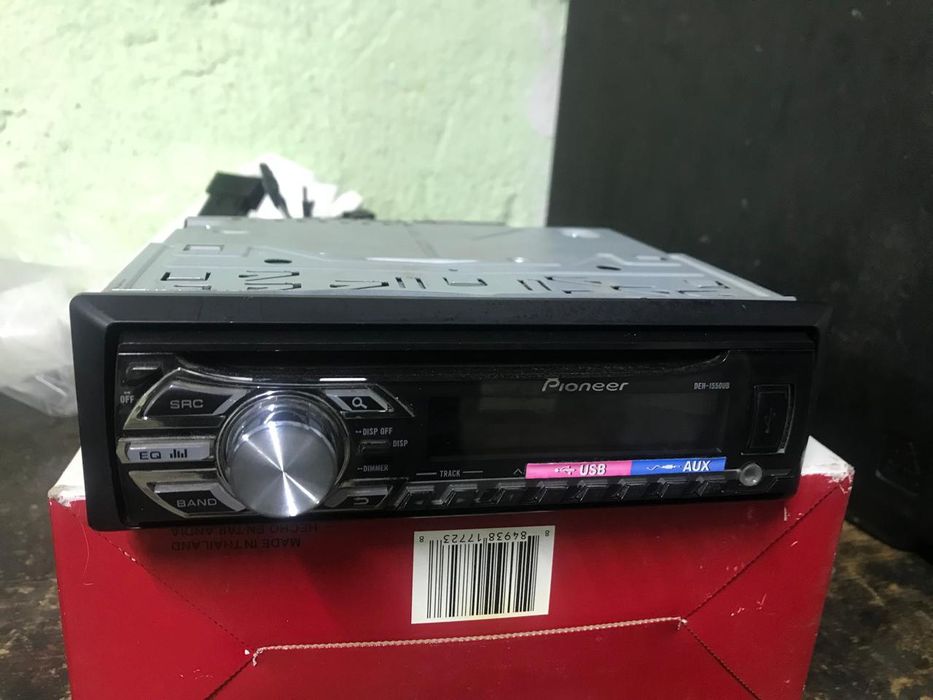 Магнитола pioneer в отличном состоянии