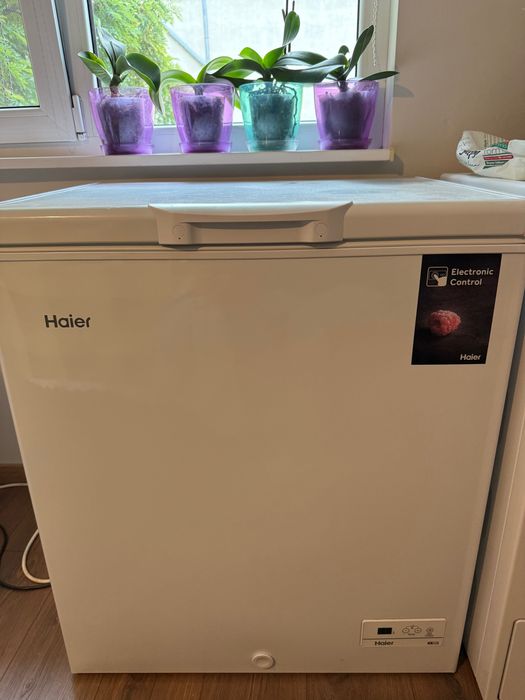 Фризер Haier HCE143RF