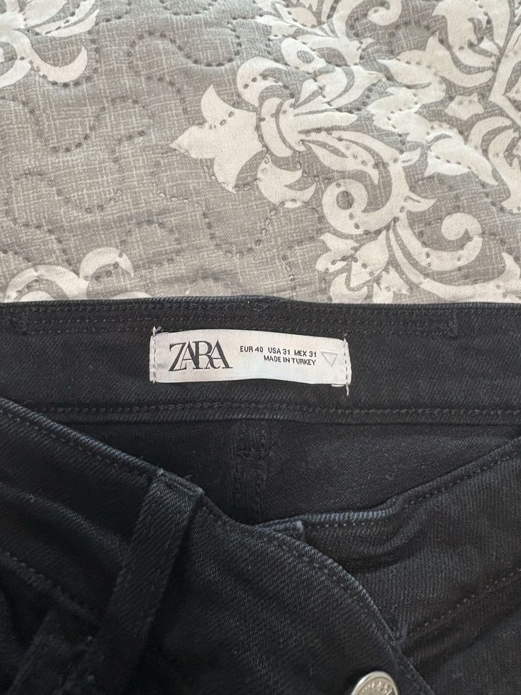 Черни дънки от ZARA 40ти-размер