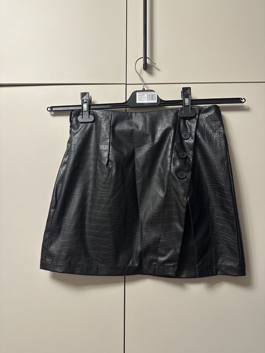 Пола панталон Zara, кожена пола