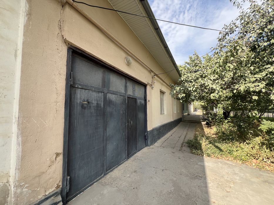 Дом 3,8 соток сампи ,цена 150000 у,е