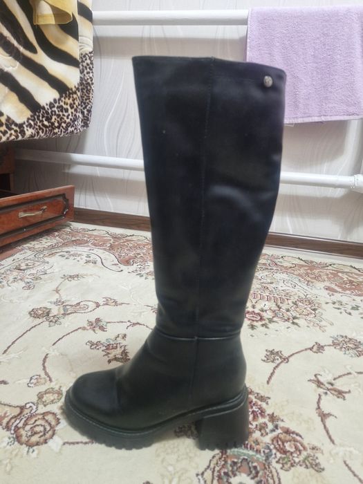 Продается Женская Обувь