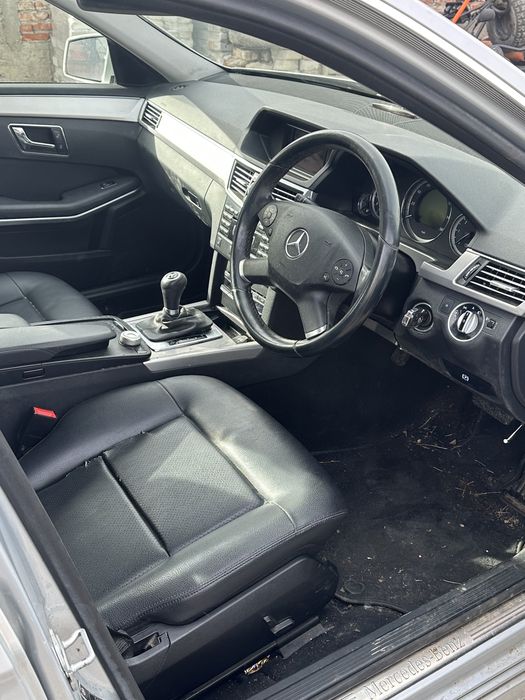 Mercedes e220 на части