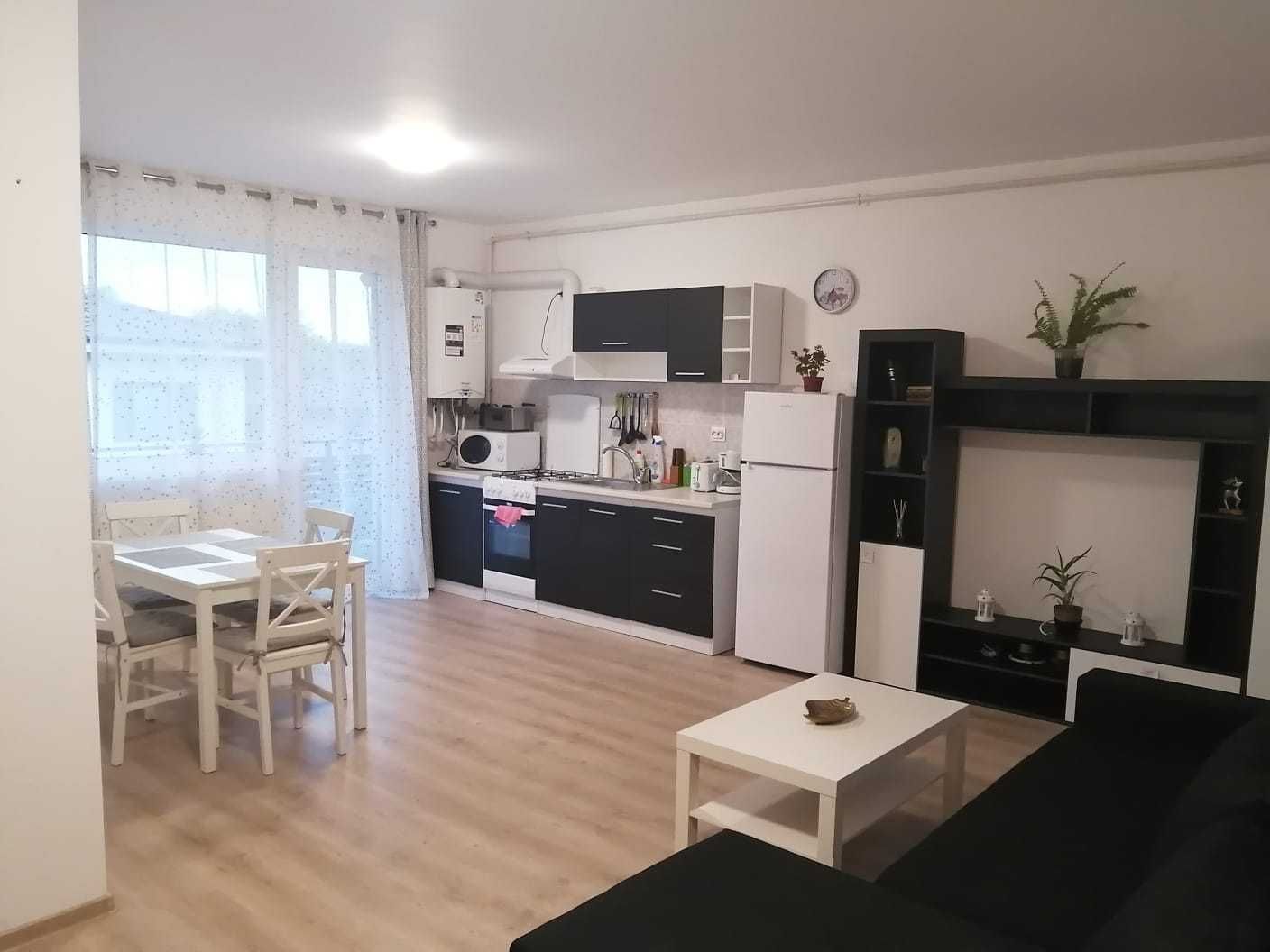 Apartament 2 camere de inchiriat in Floresti