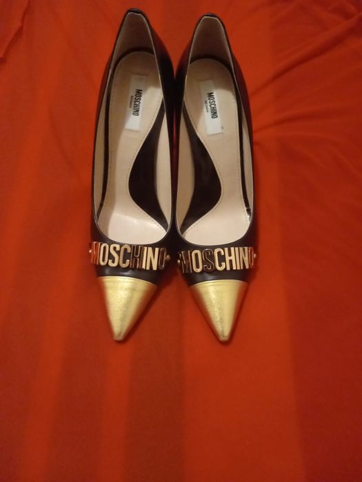Moschino Black and Gold Logo Pumps