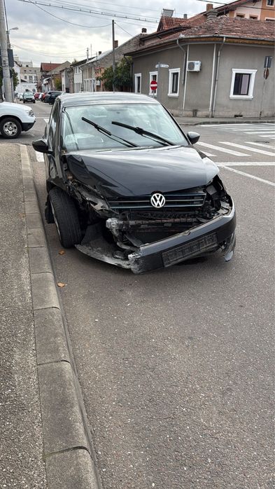 Volkswagen Polo avariat